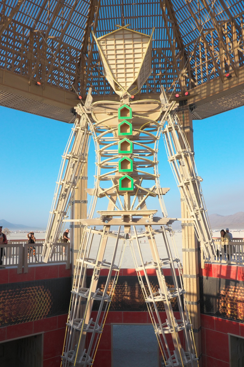 ザ・マン(昼間)